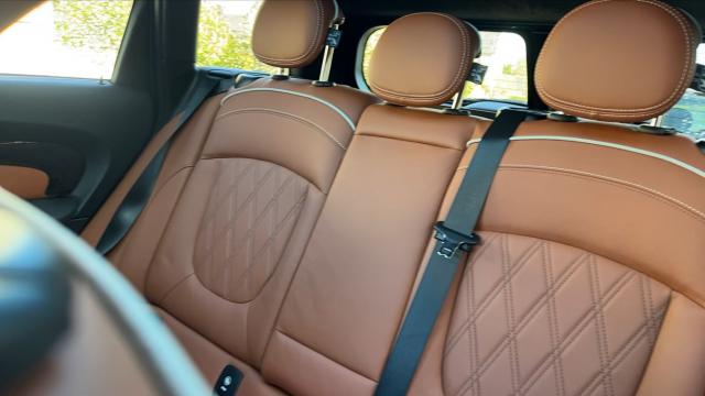Mini Clubman image 9