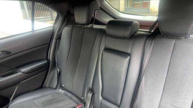 Mitsubishi Eclipse Cross image 3