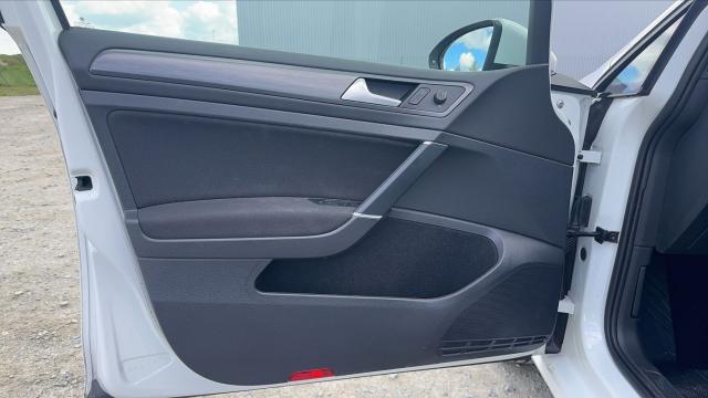 Volkswagen Golf image 3