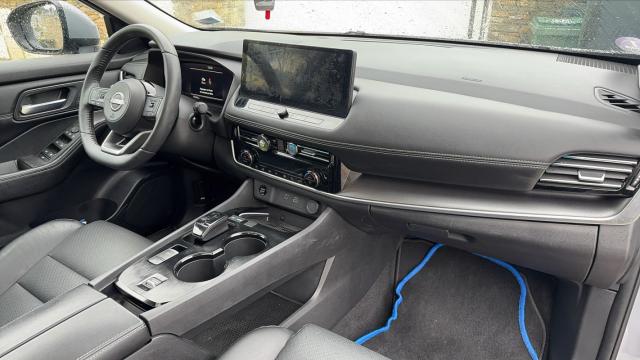 Nissan X-Trail image 5