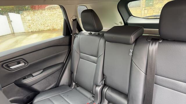 Nissan X-Trail image 1