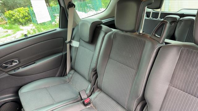 Renault Grand Scénic image 6