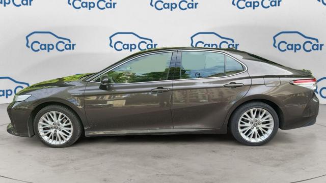 Toyota Camry image 1