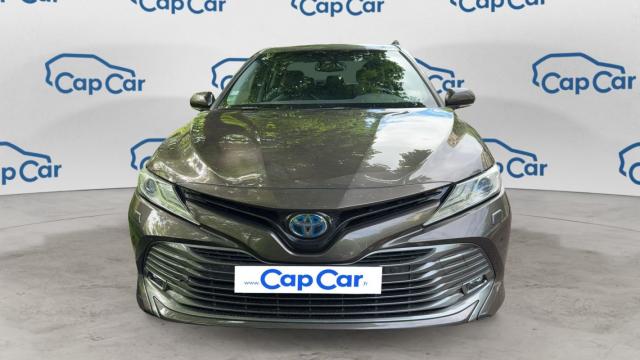 Toyota Camry image 6