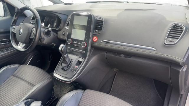 Renault Scénic image 1