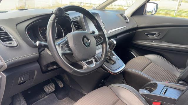 Renault Scénic image 2