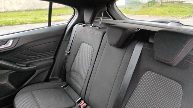 Ford Focus image 8