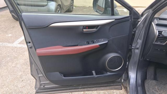 Lexus Nx 300h image 8