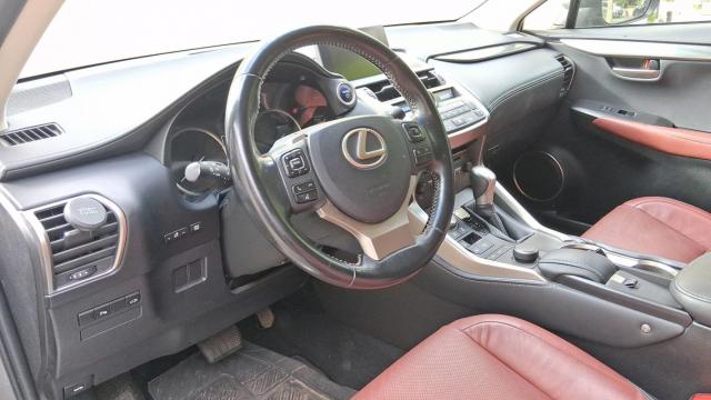 Lexus Nx 300h image 9