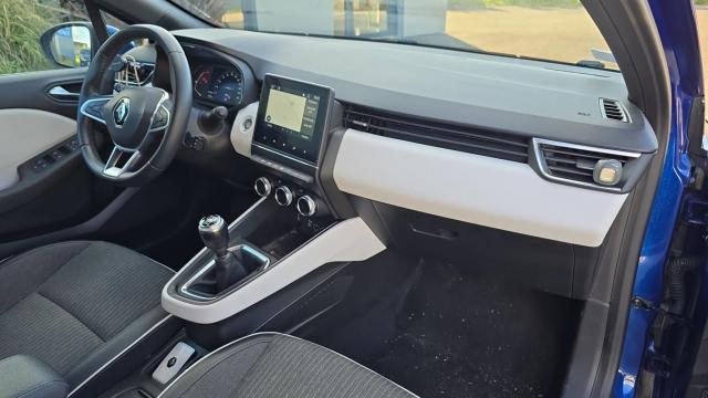 Renault Clio image 7