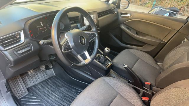 Renault Clio image 9