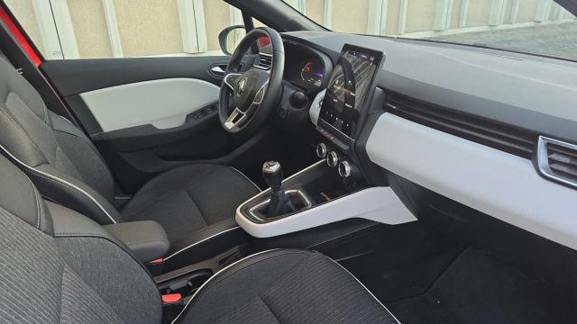 Renault Clio image 7