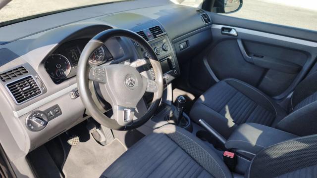 Volkswagen Touran image 8