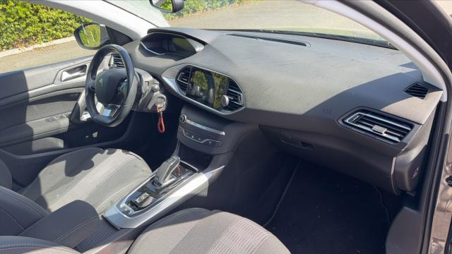 Peugeot 308 image 8