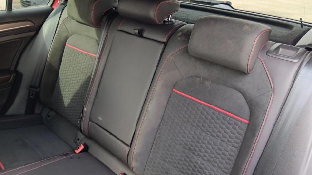 Volkswagen Golf image 8