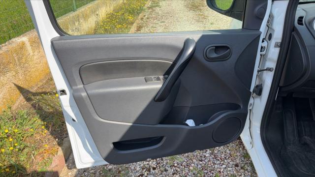 Renault Kangoo Express image 8