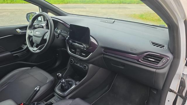 Ford Fiesta image 7