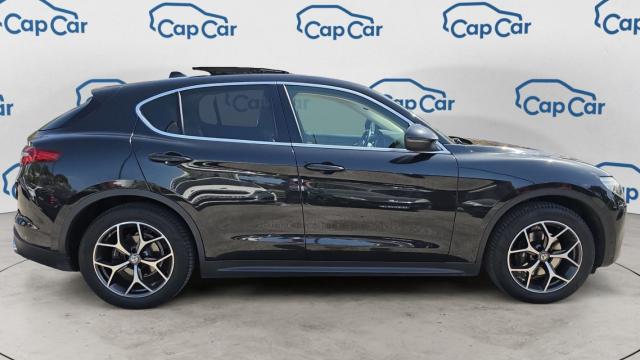 Alfa Romeo Stelvio image 5