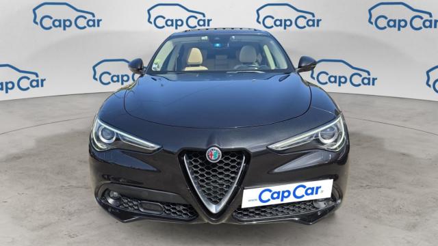 Alfa Romeo Stelvio image 8