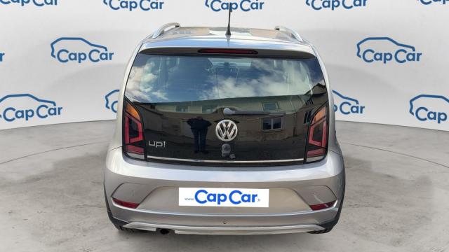 Volkswagen Up! image 9