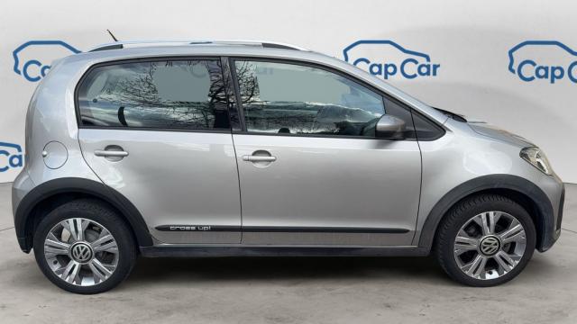 Volkswagen Up! image 1