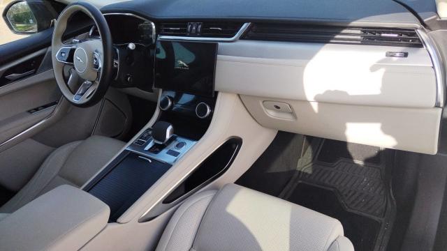 Jaguar F-Pace image 7