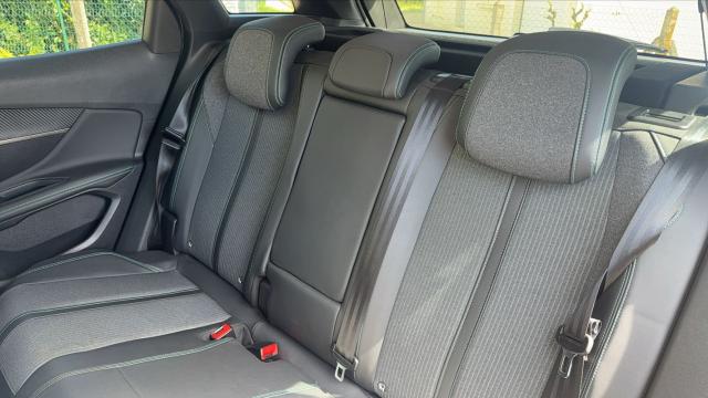Peugeot 3008 image 2
