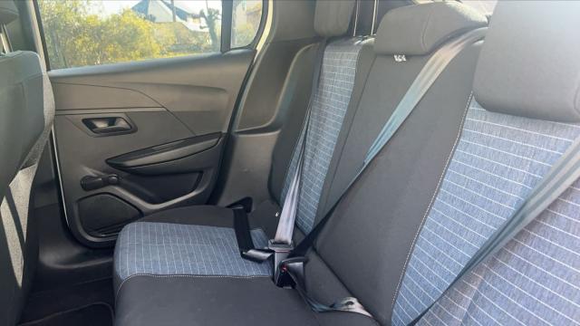 Peugeot 208 image 6