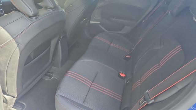 Renault Clio image 2