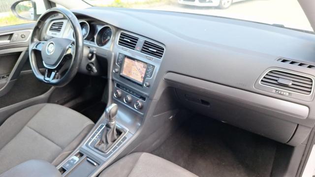 Volkswagen Golf image 2