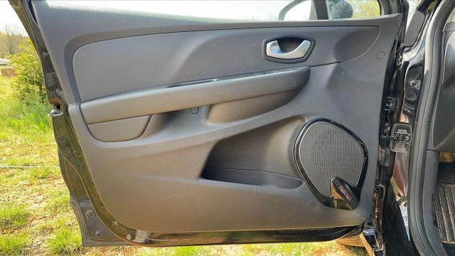 Renault Clio image 9