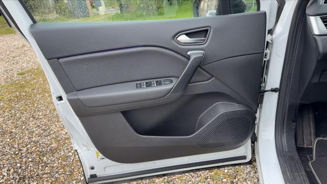 Renault Captur image 7