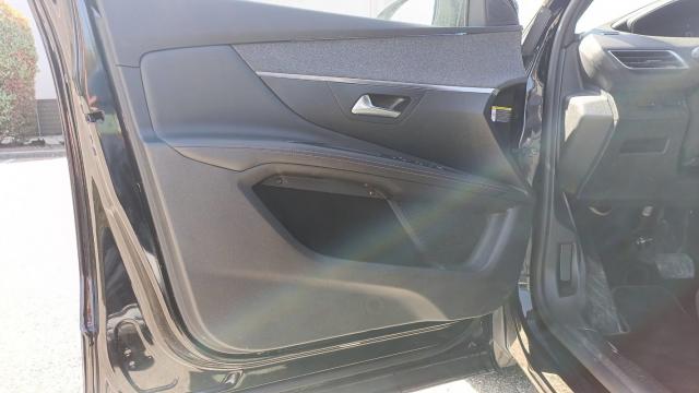 Peugeot 3008 image 4