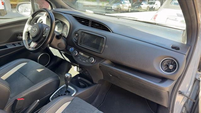Toyota Yaris image 2