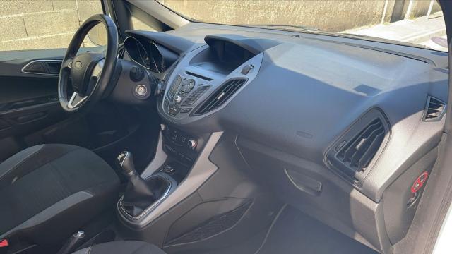 Ford B-Max image 2