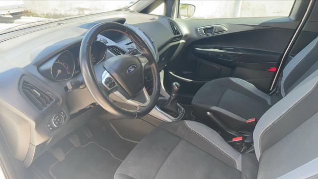 Ford B-Max image 1
