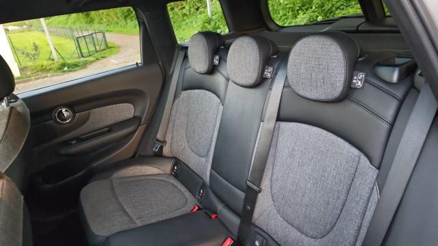 Mini Clubman image 8