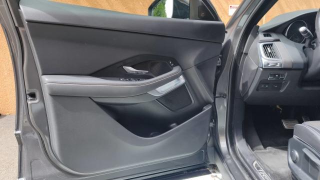 Jaguar E-Pace image 4