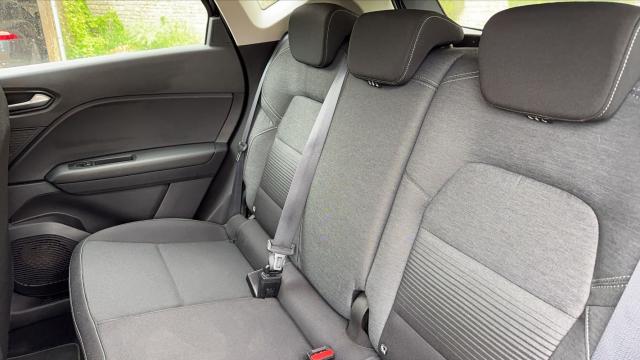 Renault Captur image 9