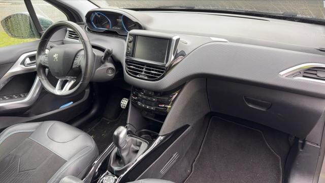 Peugeot 2008 image 1