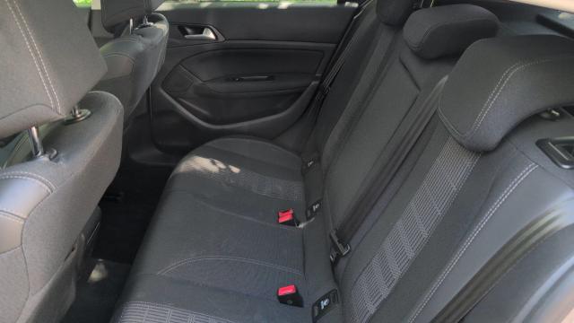 Peugeot 308 image 7
