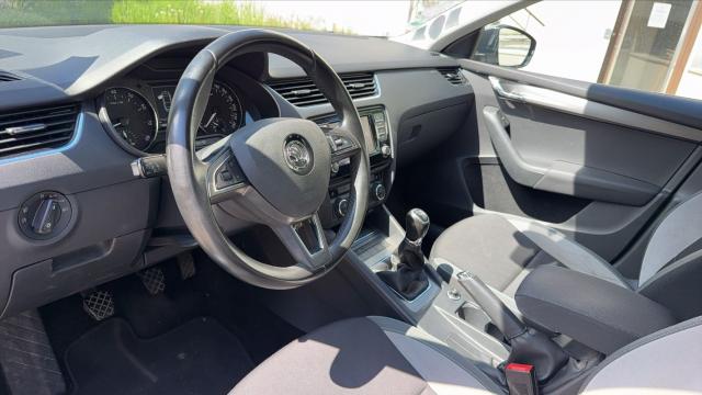 Skoda Octavia image 1