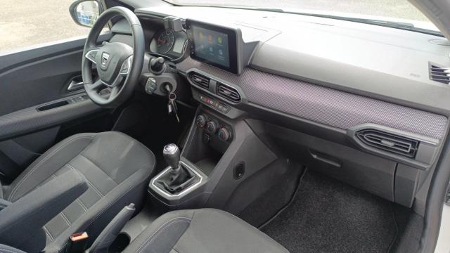Dacia Sandero image 1