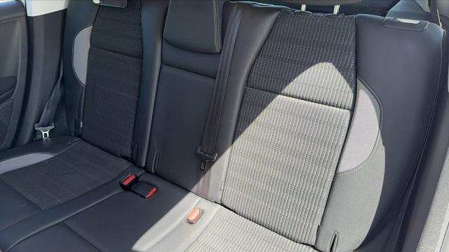 Peugeot 2008 image 3