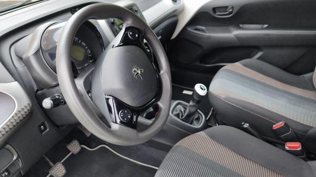 Peugeot 108 image 9