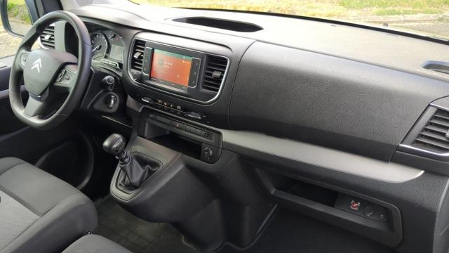 Citroen Jumpy image 8
