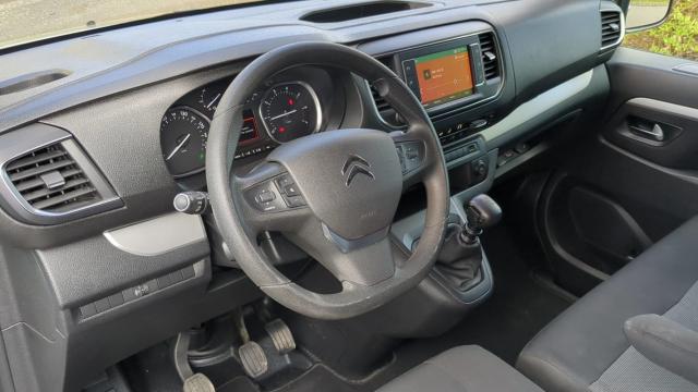 Citroen Jumpy image 2
