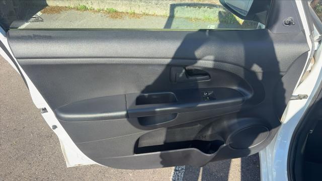 Kia Venga image 2