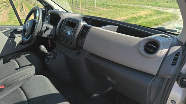 Renault Trafic image 7