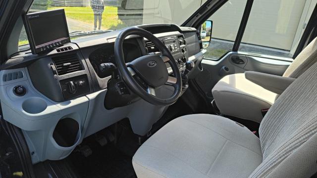 Ford Transit image 5